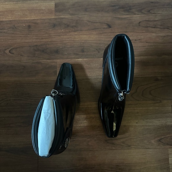 Timberland Women's Black Patent Leather Ankle Boots- Veneda Carter - Picture 6 of 8